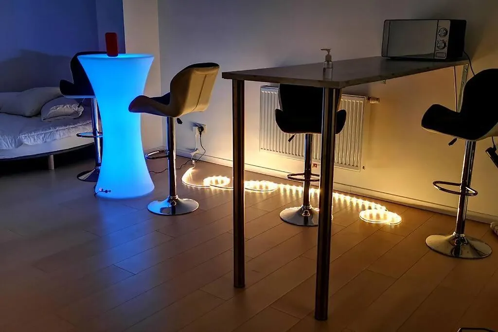 Studio Entier Renove+Terrasse联系方式